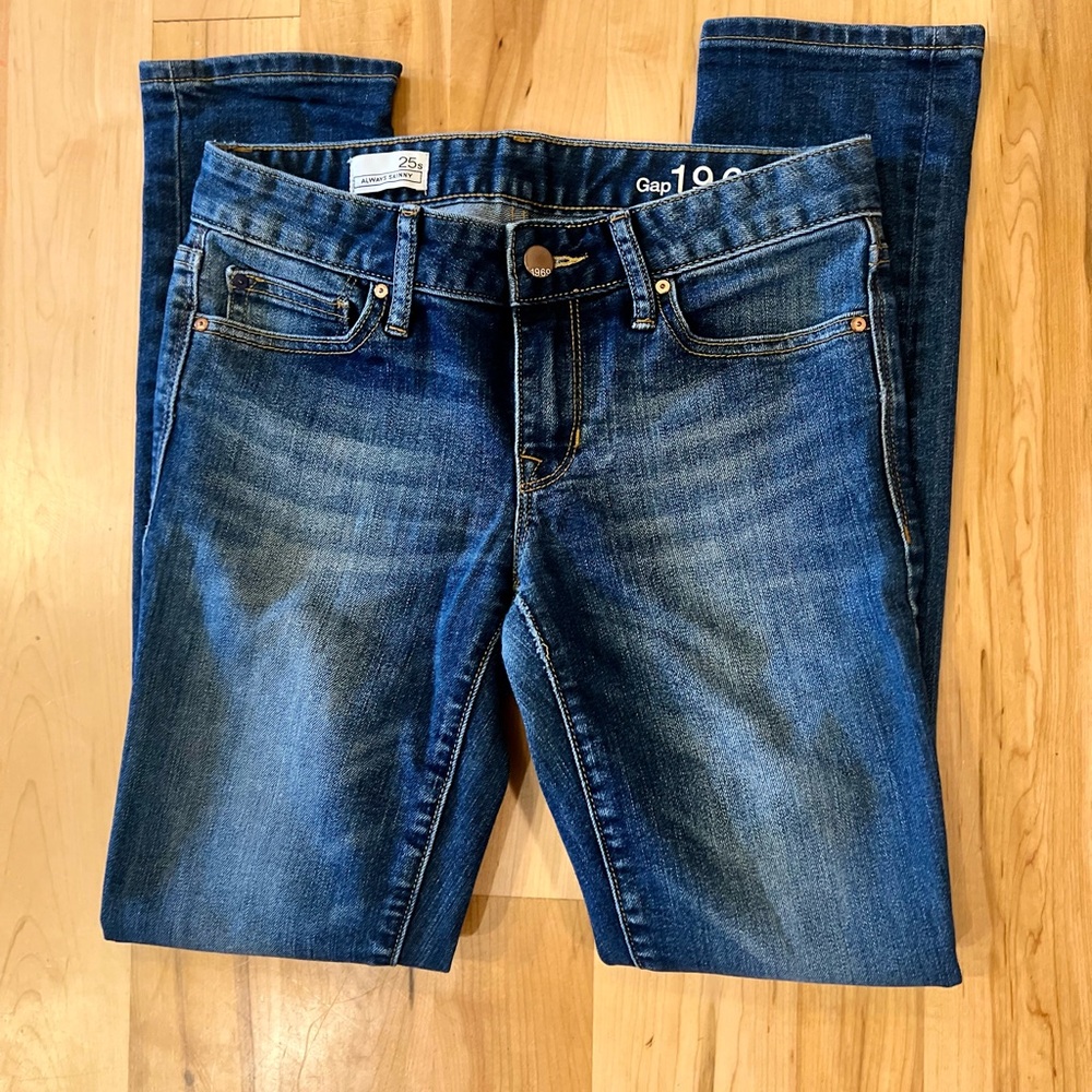 GAP Women's Dark Blue Skinny Jeans